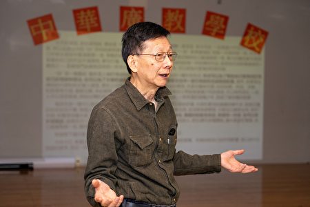 鍾倫納（1968年畢業）