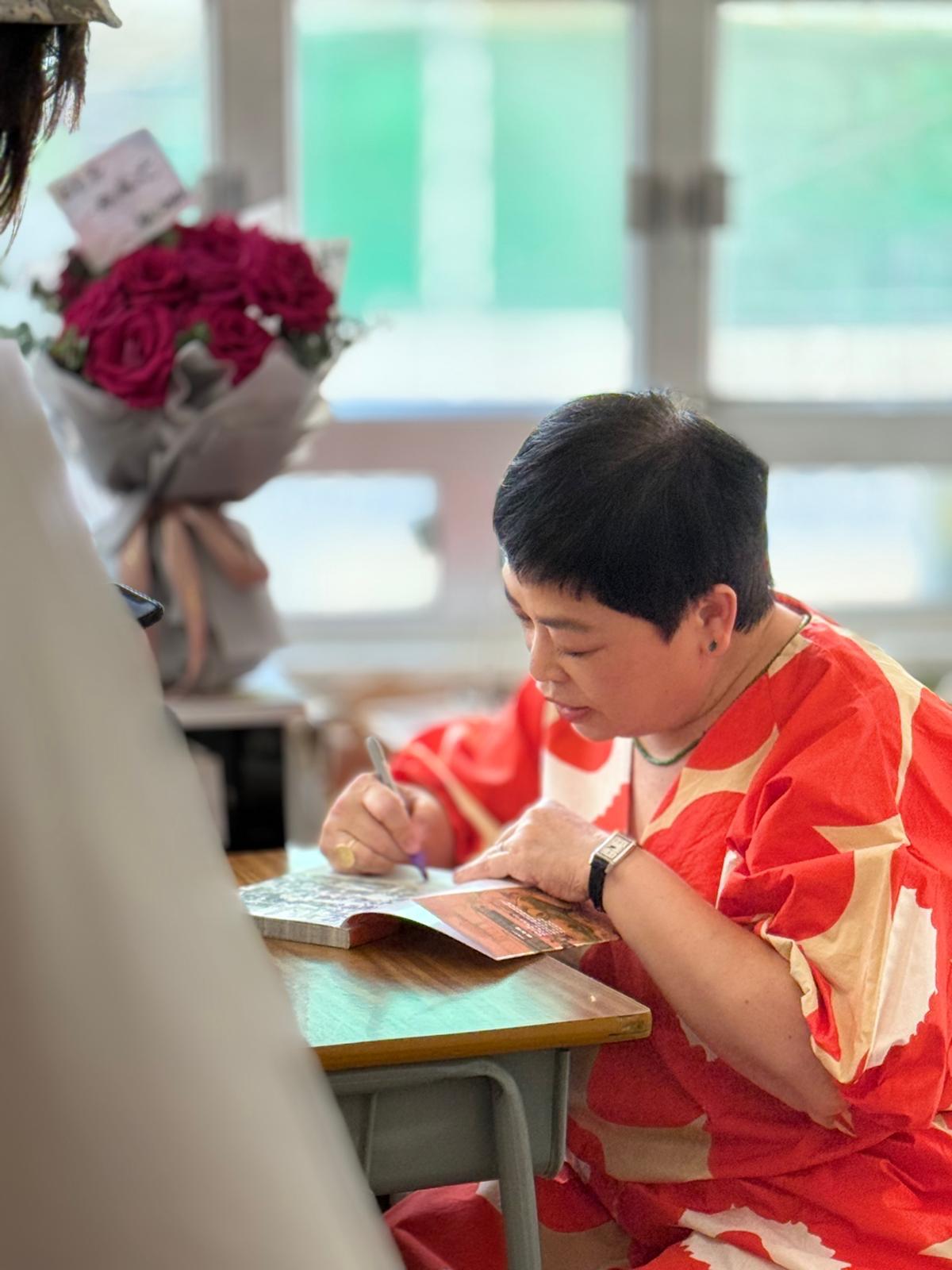 盧覓雪（1981年畢業）