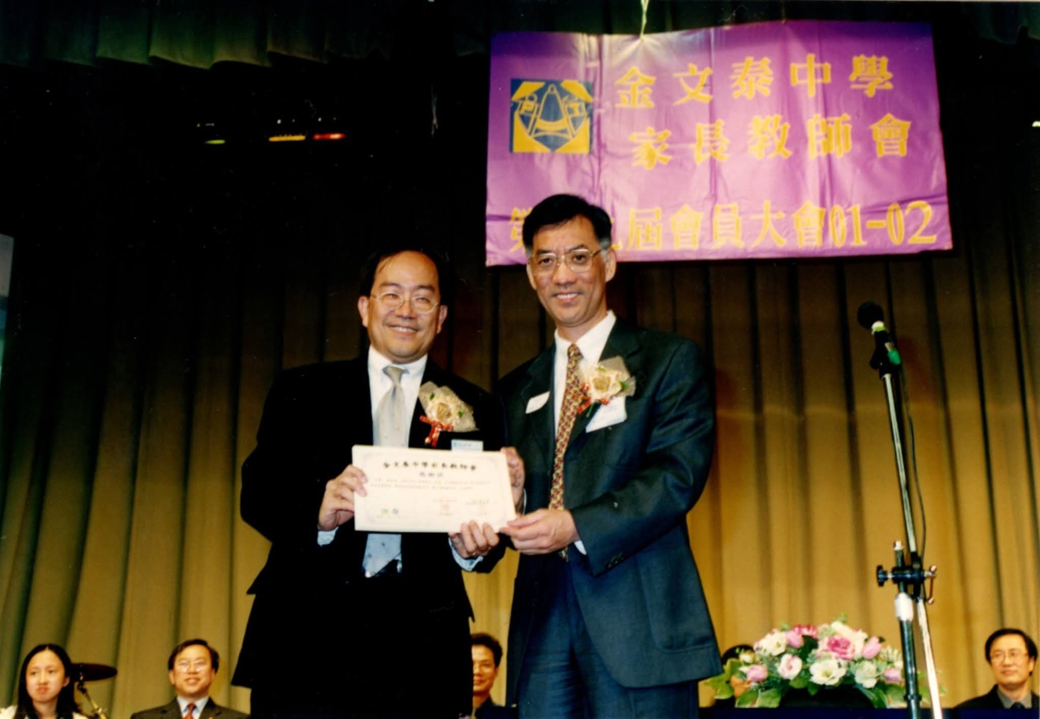 梁中昀
